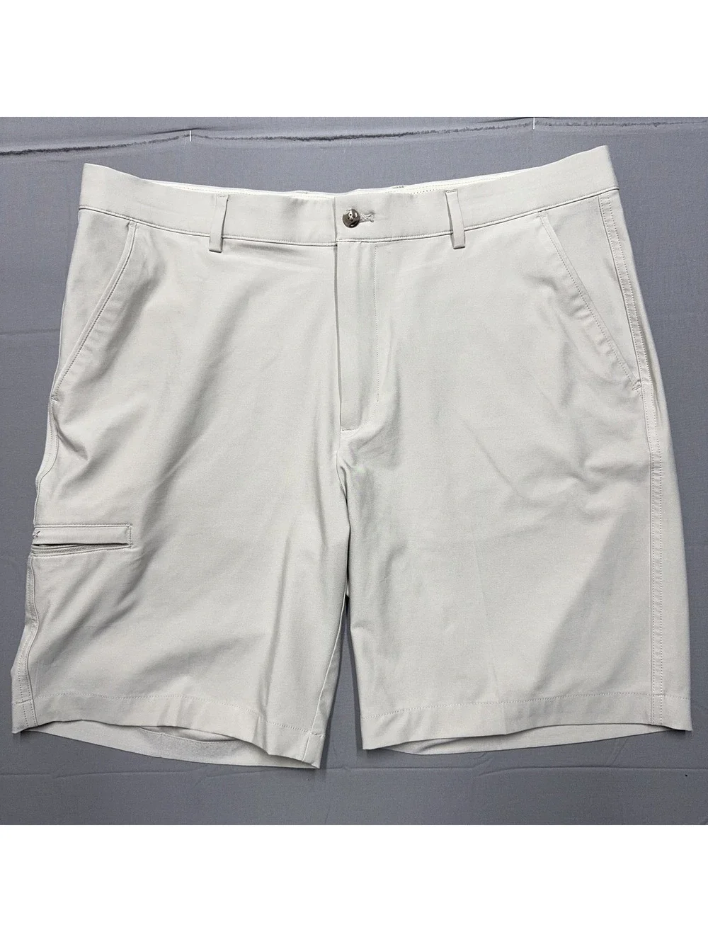 Greg Norman Mens Golf Shorts Polyester Solid 36 Beige Activewear Stretch